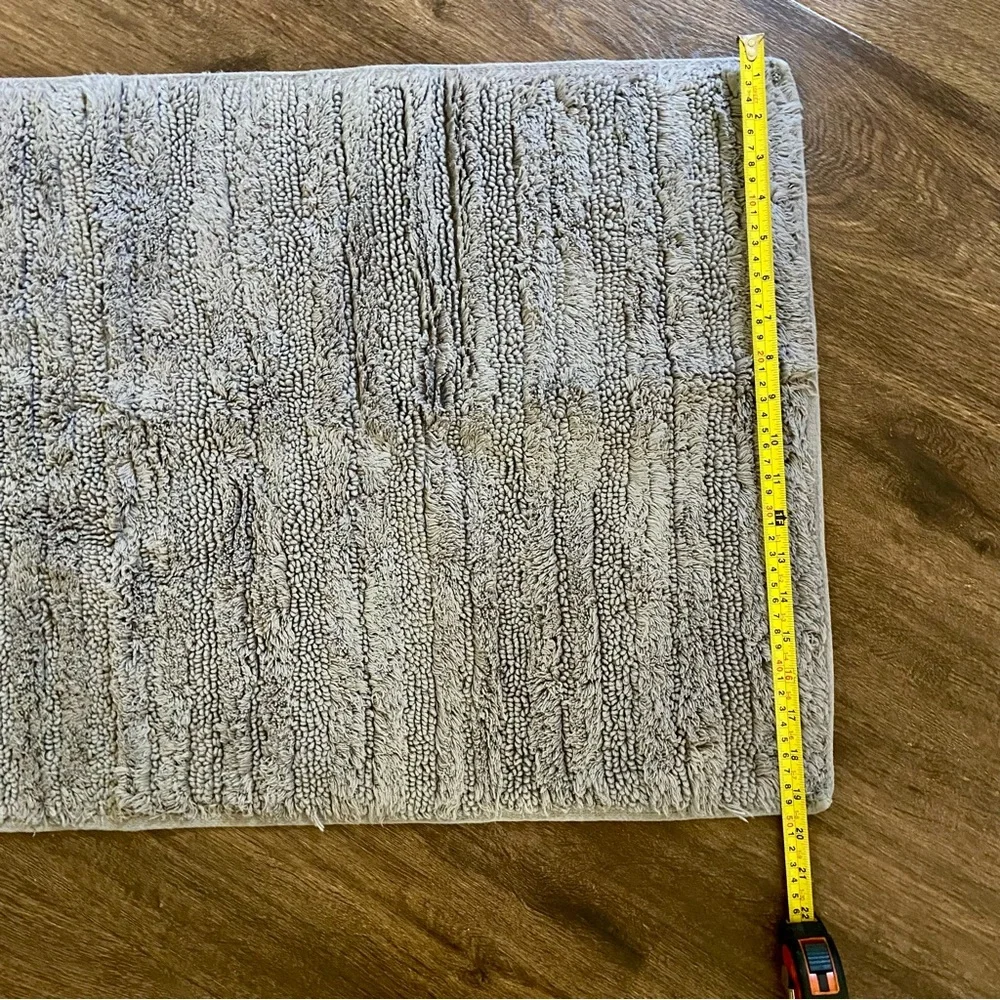 Loloi Grey Cotton Bathmat
